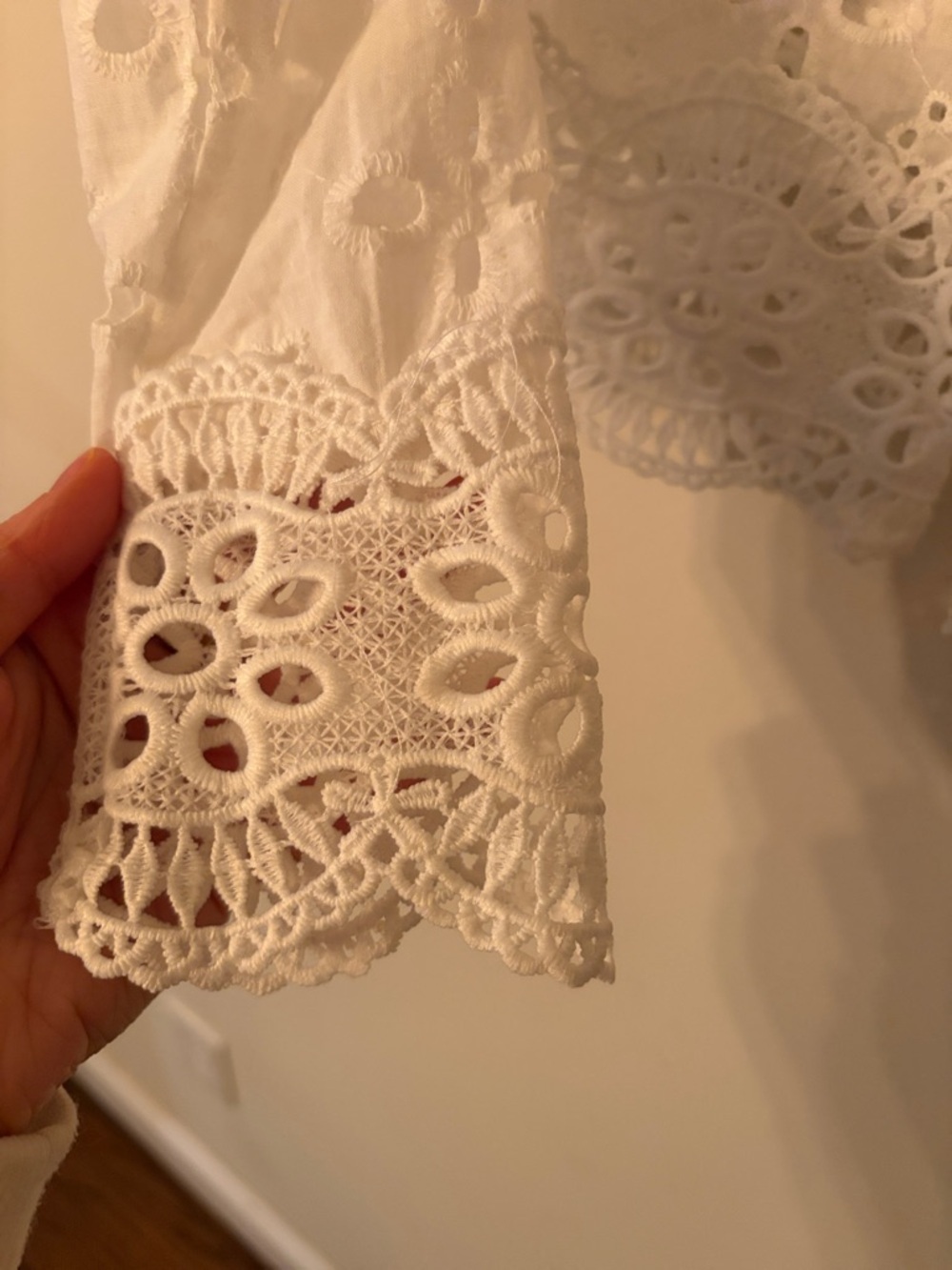 Pastel White Eyelet Lace Button Down Shirt – Size Small 🤍 NWT - Picture 4 of 6